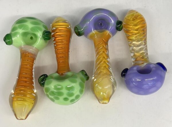 Import color 4"  Hand Pipe