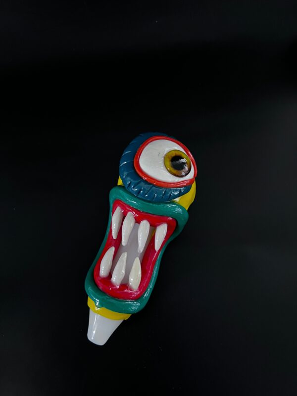 Staring Eye Hand Pipe - Image 3