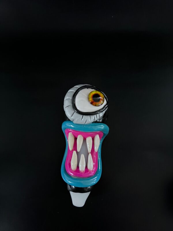 Staring Eye Hand Pipe - Image 7