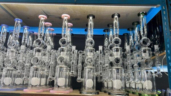 16"  STR donut perk Water Pipe