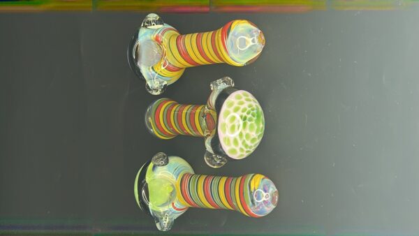 Import color with honeycum Hand Pipe