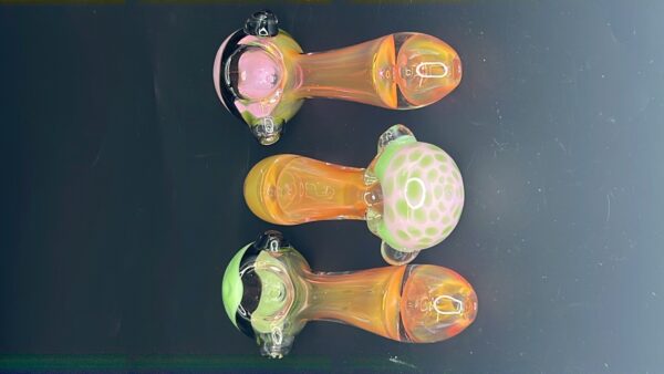 Import color with honeycum Hand Pipe
