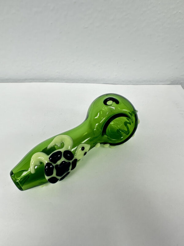Glass Pipe 19
