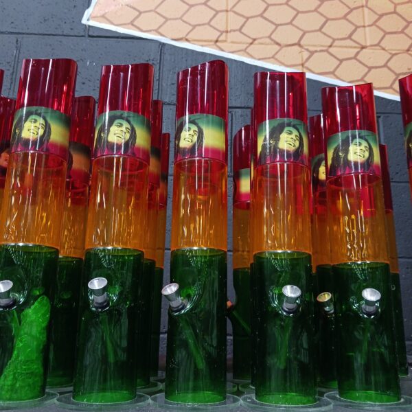Bob Marley Rasta 2 2/2x16 Water Pipe