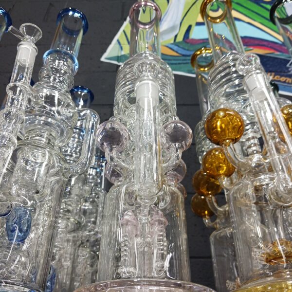20 Mushroom Ice Catcher With Percolator Herbal Refinery Glass Water Pipe