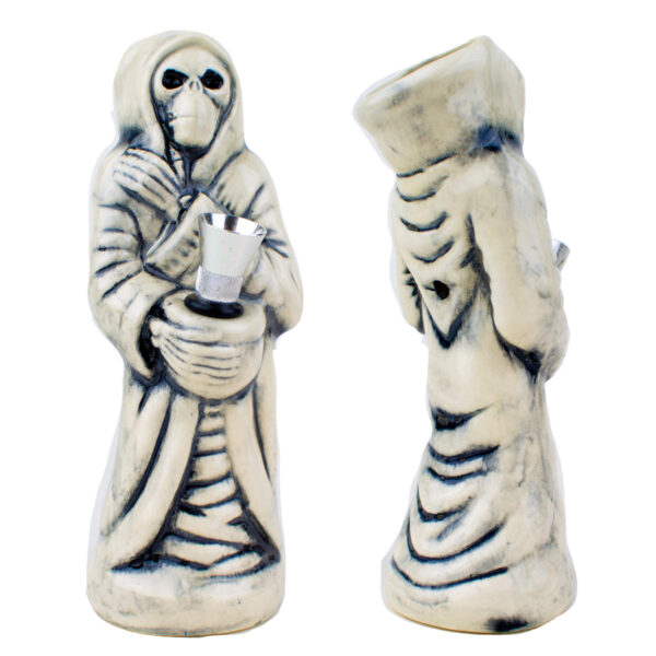 7 Death #3 Ceramic Water Pipe