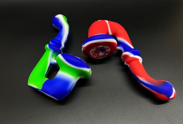 Silicone hand pipe