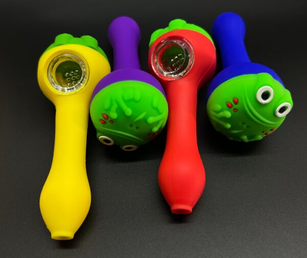 Silicone hand pipe