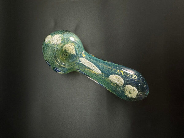 Best Colored Hand Pipe with Elegant Designs