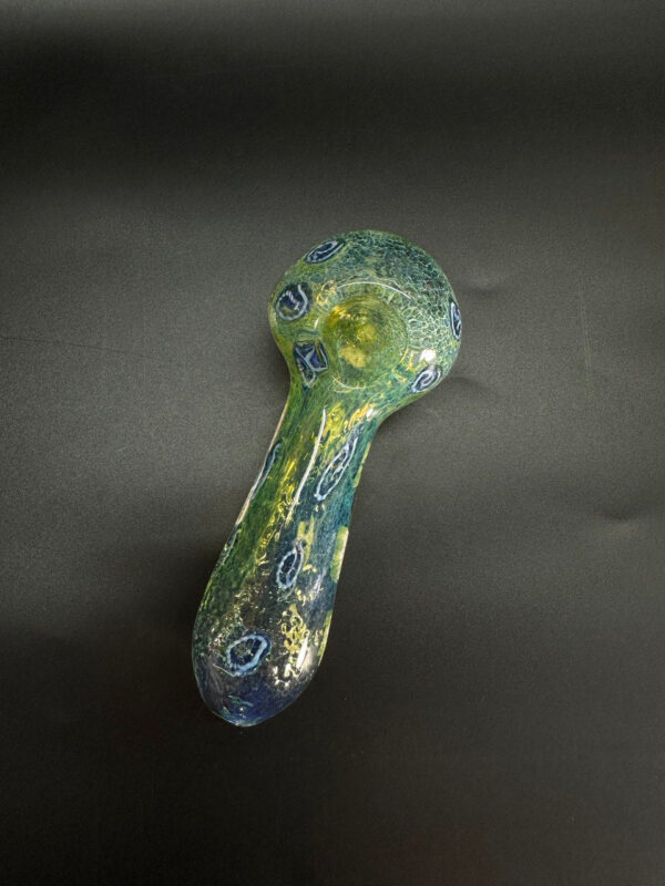 Best Colored Hand Pipe with Elegant Designs